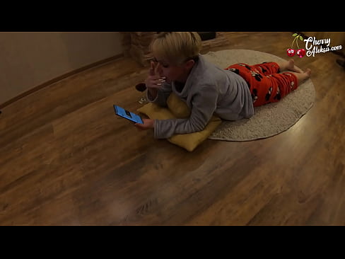 ❤️ La rossa boja xucla una polla enorme xucla i rebota sobre ella - Sexe anal Porno al ca.com-pornzog.ru ❌❤