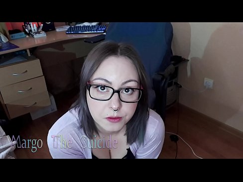 ❤️ Noia sexy amb ulleres xucla un consolador profundament davant la càmera Porno al ca.com-pornzog.ru ❌❤
